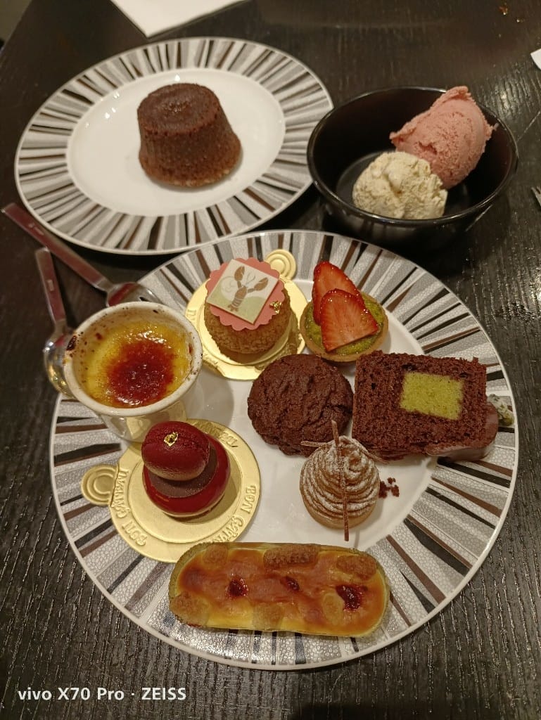 【台北美食】艾美寒舍探索廚房晚餐，龍蝦主題日開跑，龍蝦自由了😆20220224