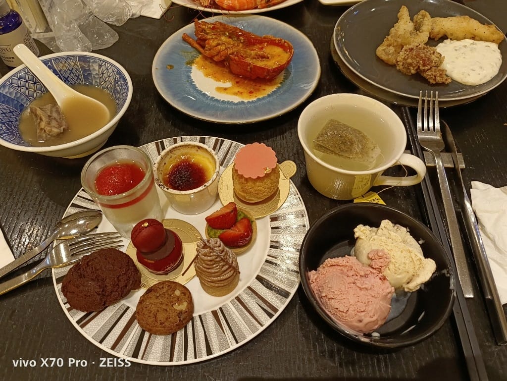 【台北美食】艾美寒舍探索廚房，下午茶買一送一，又來下午茶龍蝦自由了20220225