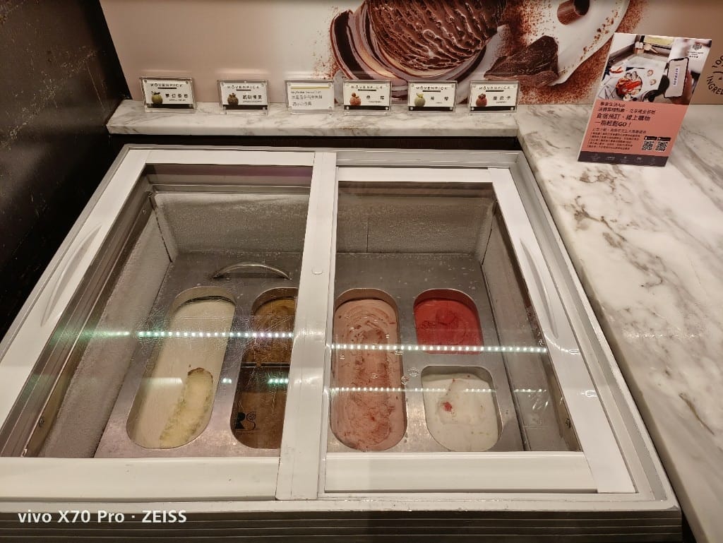 【台北美食】艾美寒舍探索廚房晚餐，龍蝦主題日開跑，龍蝦自由了😆20220224