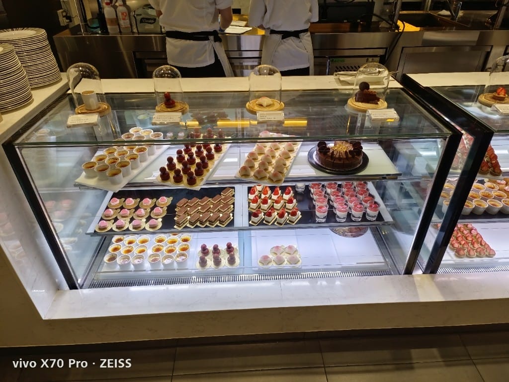 【台北美食】艾美寒舍探索廚房晚餐，龍蝦主題日開跑，龍蝦自由了😆20220224