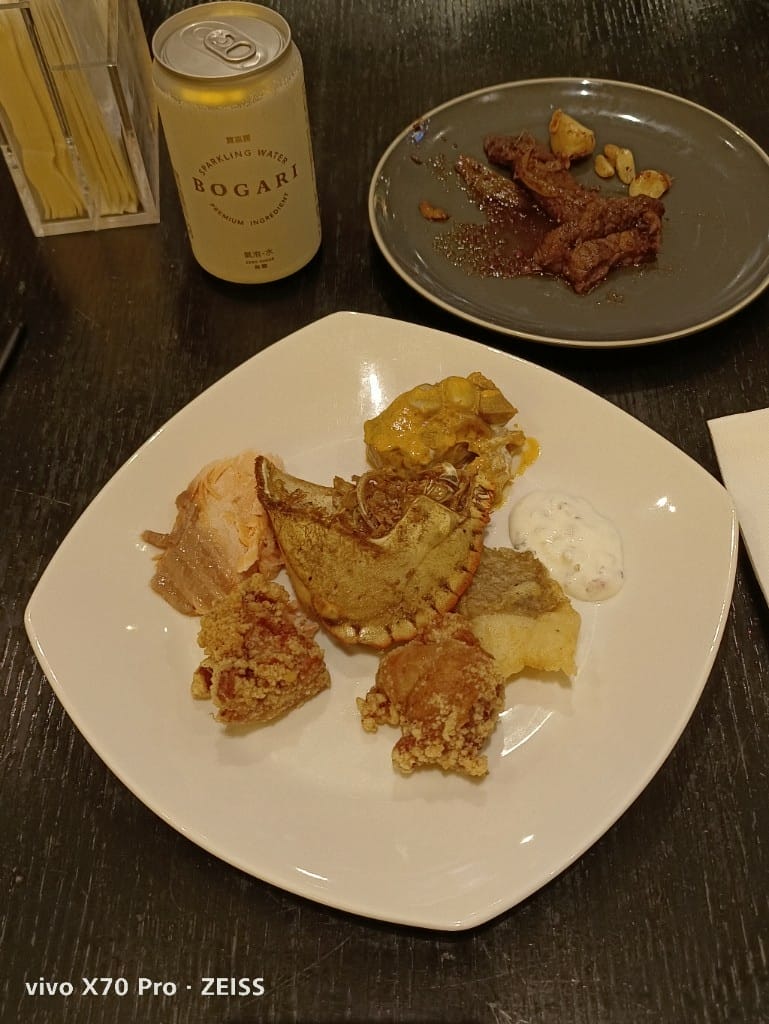 【台北美食】艾美寒舍探索廚房，下午茶買一送一，又來下午茶龍蝦自由了20220225
