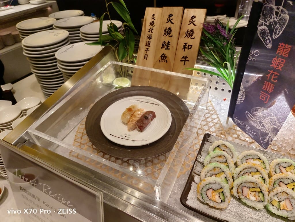 【台北美食】艾美寒舍探索廚房晚餐，龍蝦主題日開跑，龍蝦自由了😆20220224