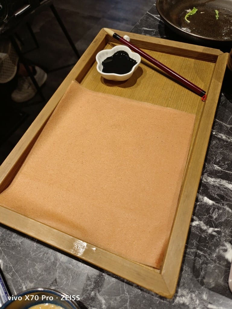 【台北美食】 這一鍋SHAREMORE吃到飽，走味的老火湯！？