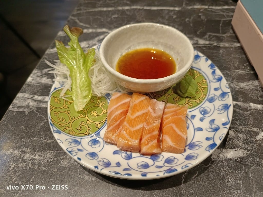 【台北美食】 這一鍋SHAREMORE吃到飽，走味的老火湯！？