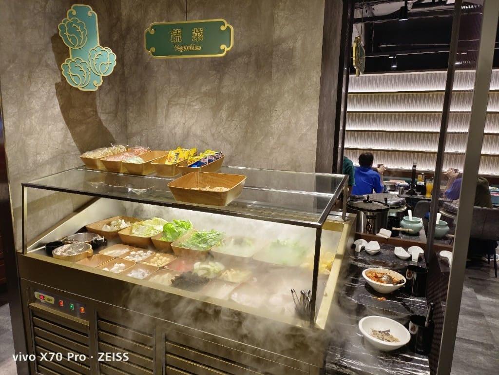 【台北美食】 這一鍋SHAREMORE吃到飽，走味的老火湯！？