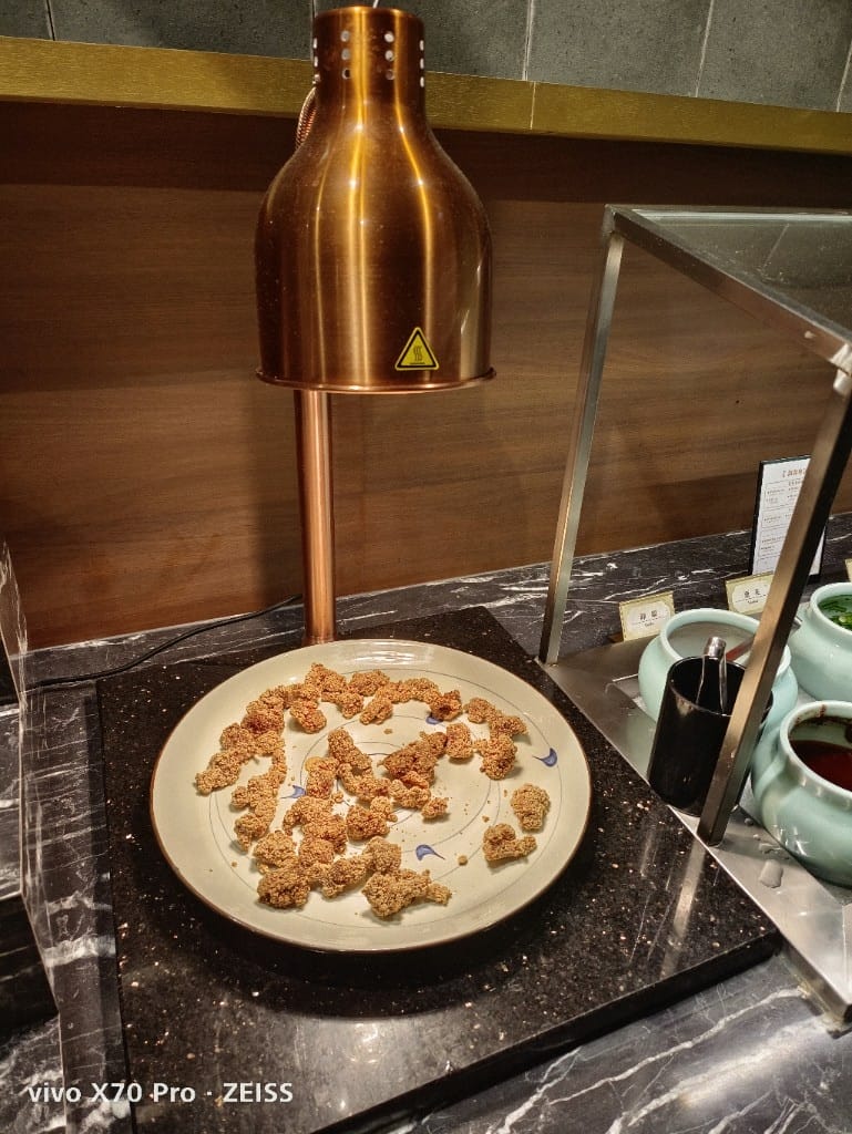 【台北美食】 這一鍋SHAREMORE吃到飽，走味的老火湯！？