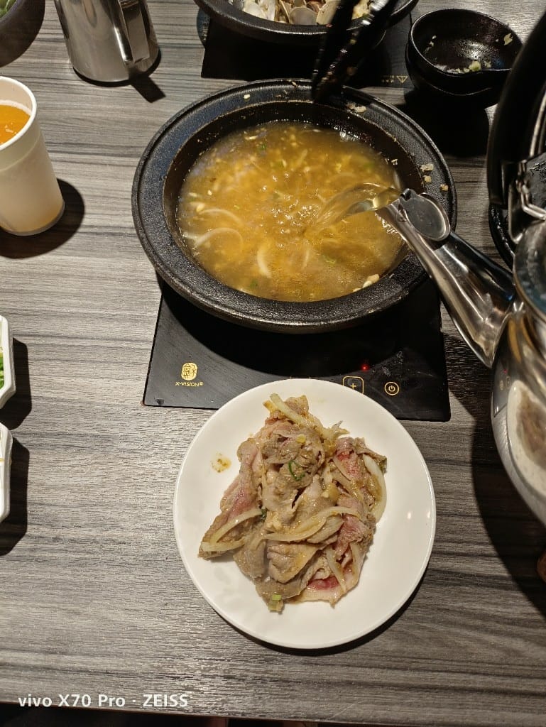 【新莊美食】 狂一鍋，擁有10種獨特湯頭的美味火鍋2訪❤️
