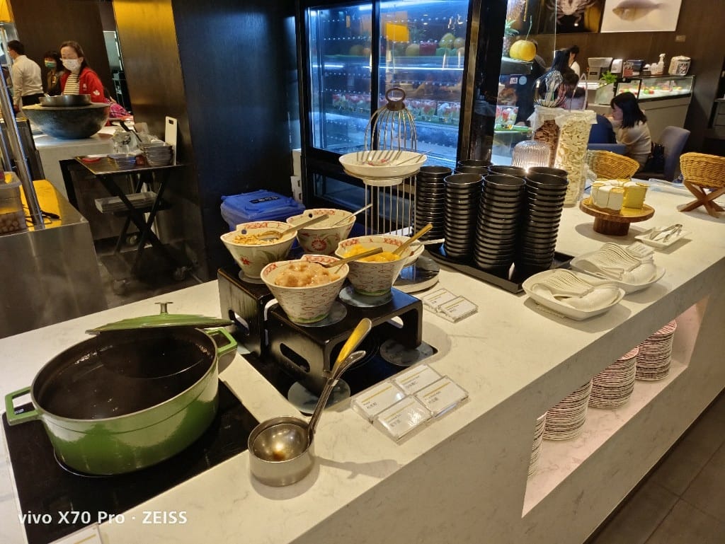 【台北美食】艾美寒舍探索廚房，下午茶買一送一，又來下午茶龍蝦自由了