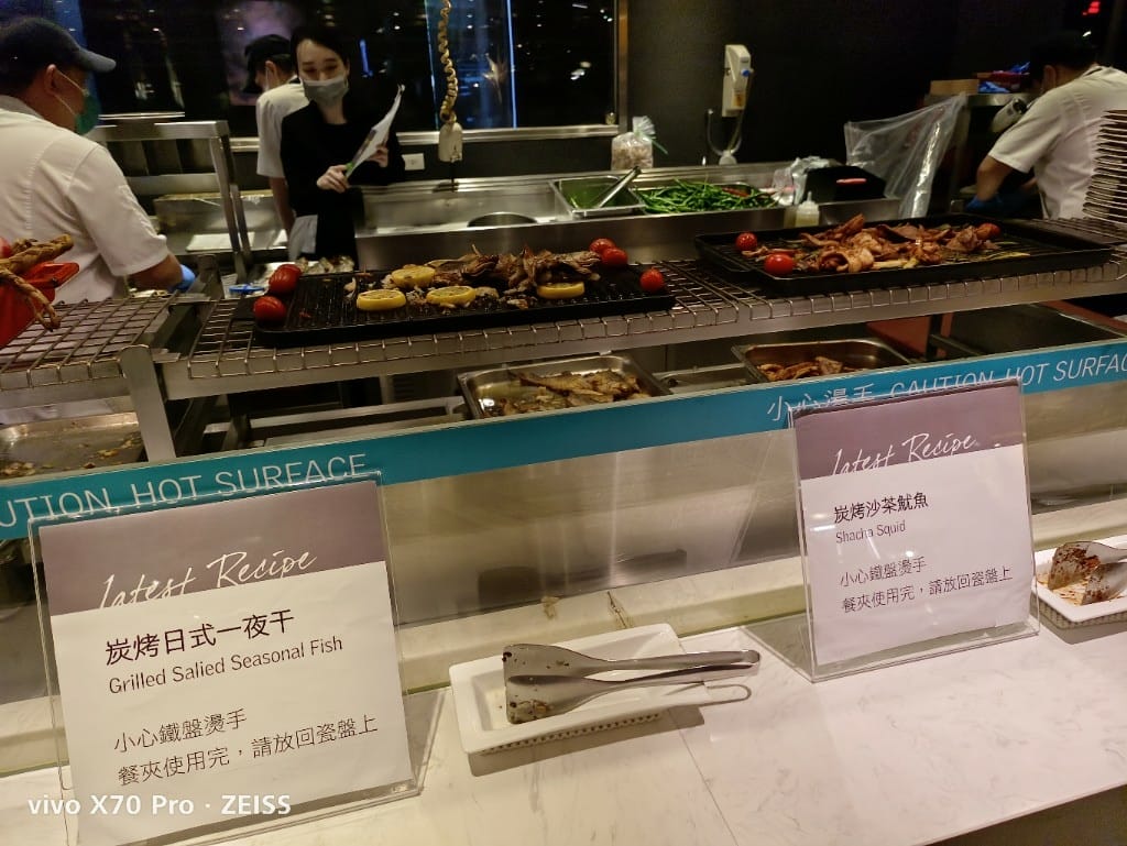 【台北美食】艾美寒舍探索廚房，下午茶買一送一，又來下午茶龍蝦自由了