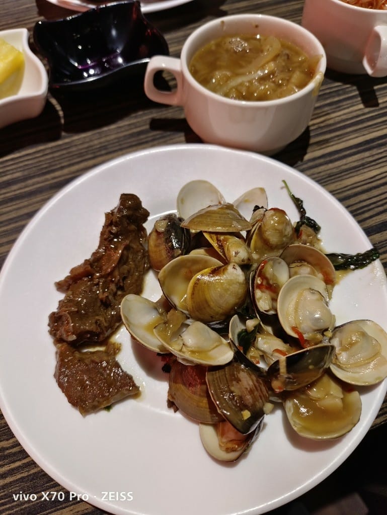 【台北美食】凱撒西餐牛排，自助吧才是主角的老牌牛排館❤️❤️❤️