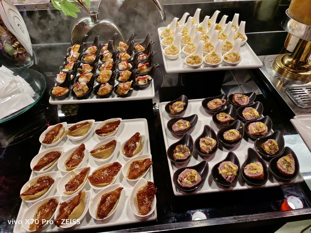 【台北美食】凱撒西餐牛排，自助吧才是主角的老牌牛排館❤️❤️❤️