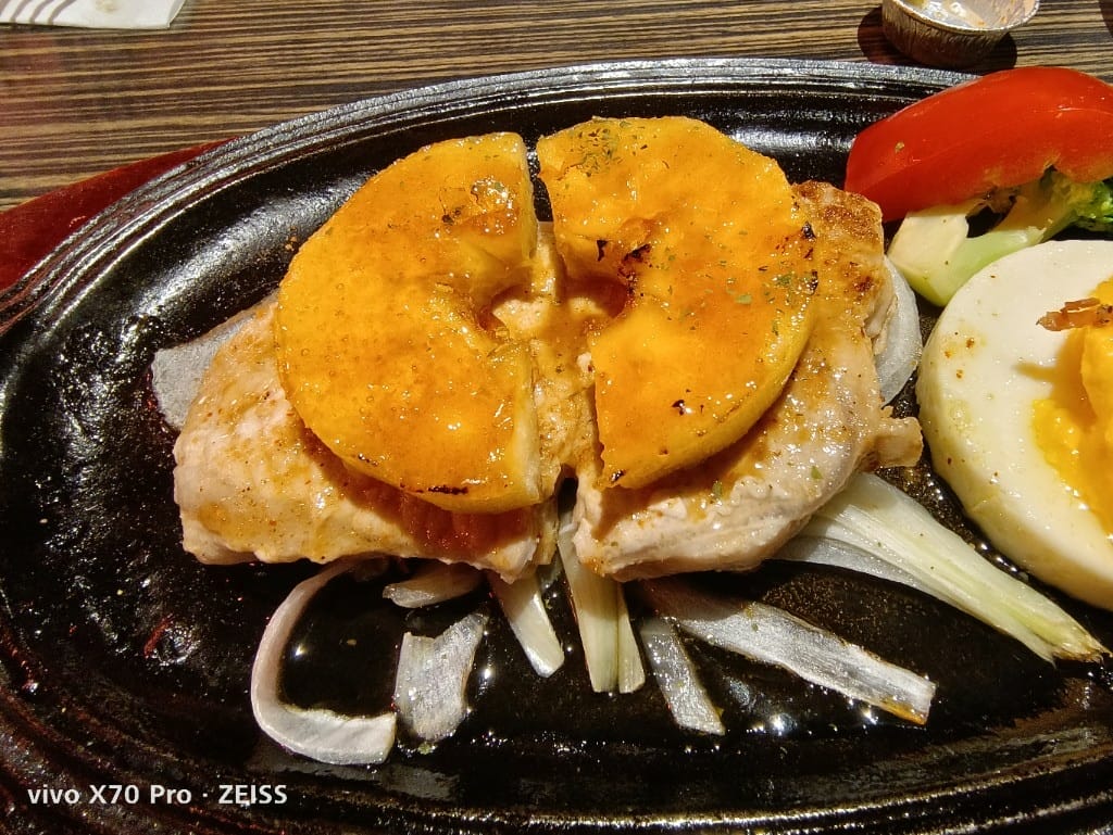 【台北美食】凱撒西餐牛排，自助吧才是主角的老牌牛排館❤️❤️❤️