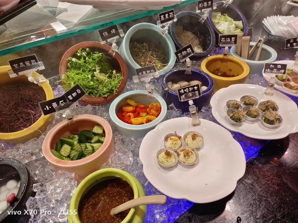 【台北美食】凱撒西餐牛排，自助吧才是主角的老牌牛排館❤️❤️❤️