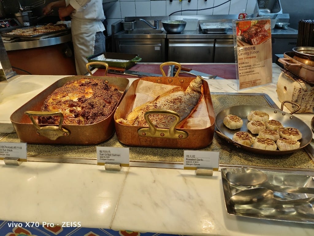 【台北美食】 六福萬怡敘日餐廳，全新泰國美食生蠔、干貝、甜蝦自由，小黃卡打3劑折300！！！