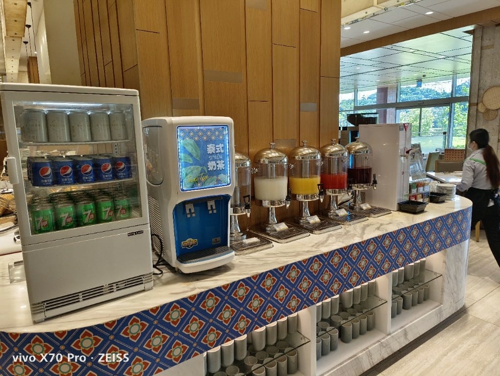 【台北美食】 六福萬怡敘日餐廳，全新泰國美食生蠔、干貝、甜蝦自由，小黃卡打3劑折300！！！