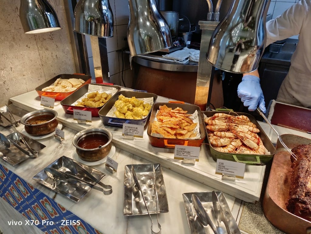【台北美食】 六福萬怡敘日餐廳，全新泰國美食生蠔、干貝、甜蝦自由，小黃卡打3劑折300！！！