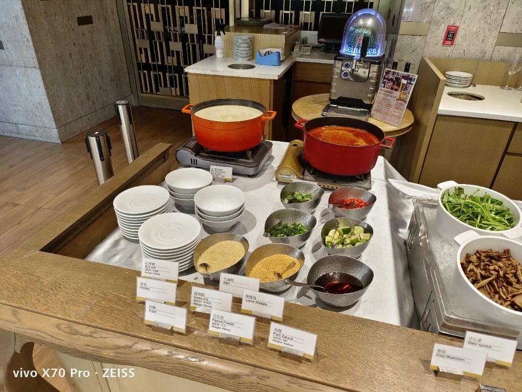 【台北美食】 六福萬怡敘日餐廳，全新泰國美食生蠔、干貝、甜蝦自由，小黃卡打3劑折300！！！