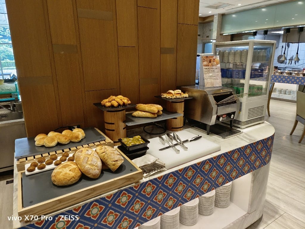 【台北美食】 六福萬怡敘日餐廳，全新泰國美食生蠔、干貝、甜蝦自由，小黃卡打3劑折300！！！