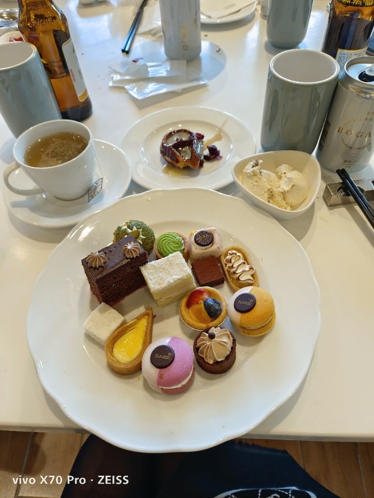 【台北美食】 六福萬怡敘日餐廳，全新泰國美食生蠔、干貝、甜蝦自由，小黃卡打3劑折300！！！