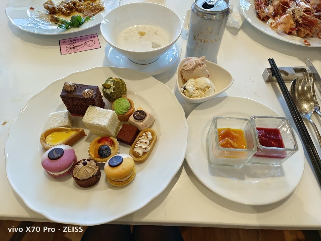 【台北美食】 六福萬怡敘日餐廳，全新泰國美食生蠔、干貝、甜蝦自由，小黃卡打3劑折300！！！
