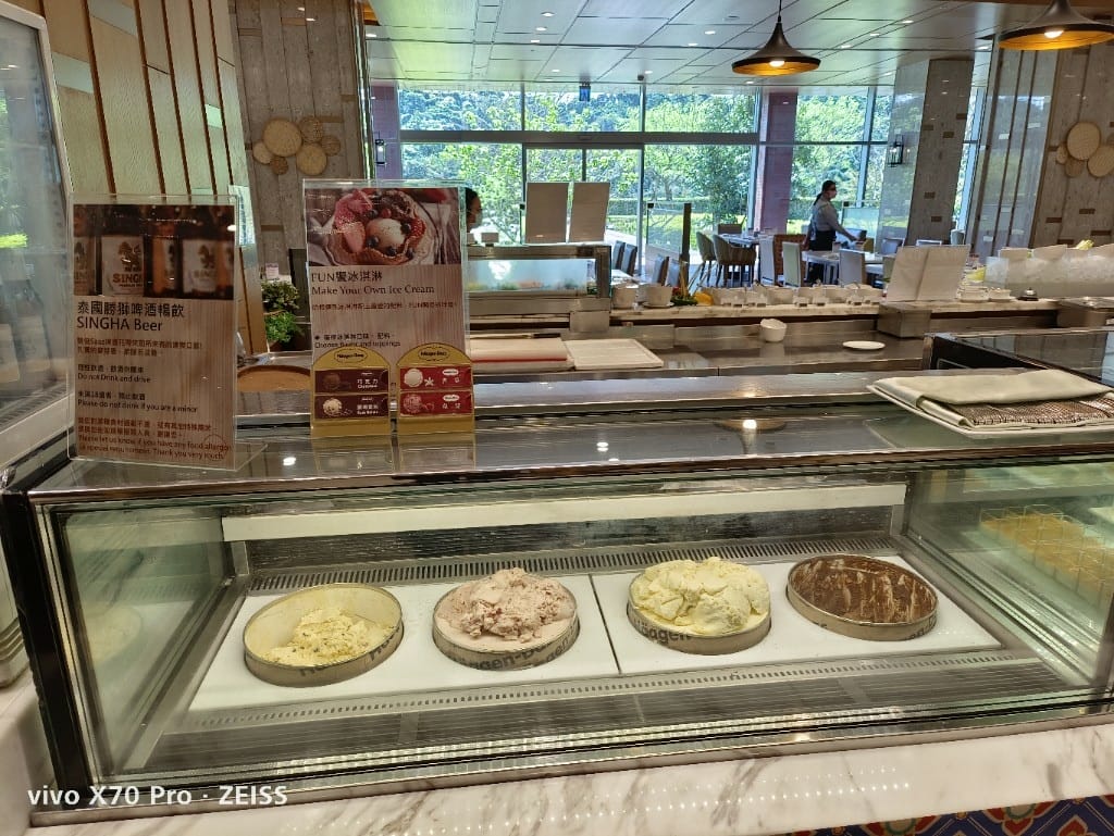 【台北美食】 六福萬怡敘日餐廳，全新泰國美食生蠔、干貝、甜蝦自由，小黃卡打3劑折300！！！