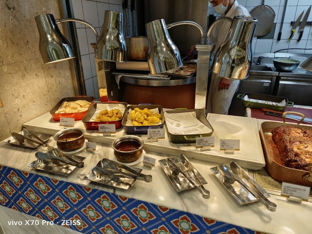 【台北美食】 六福萬怡敘日餐廳，全新泰國美食生蠔、干貝、甜蝦自由，小黃卡打3劑折300！！！