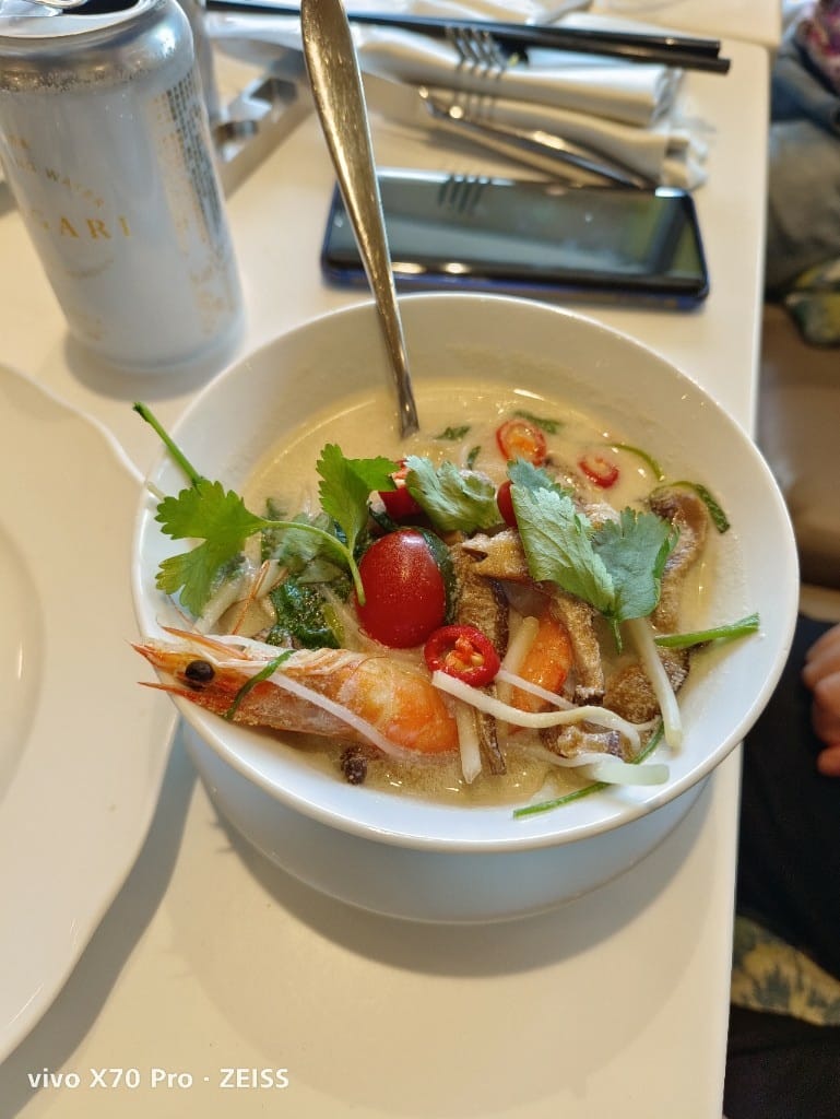 【台北美食】 六福萬怡敘日餐廳，全新泰國美食生蠔、干貝、甜蝦自由，小黃卡打3劑折300！！！