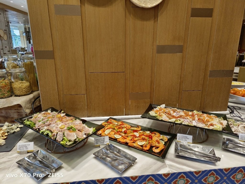 【台北美食】 六福萬怡敘日餐廳，全新泰國美食生蠔、干貝、甜蝦自由，小黃卡打3劑折300！！！