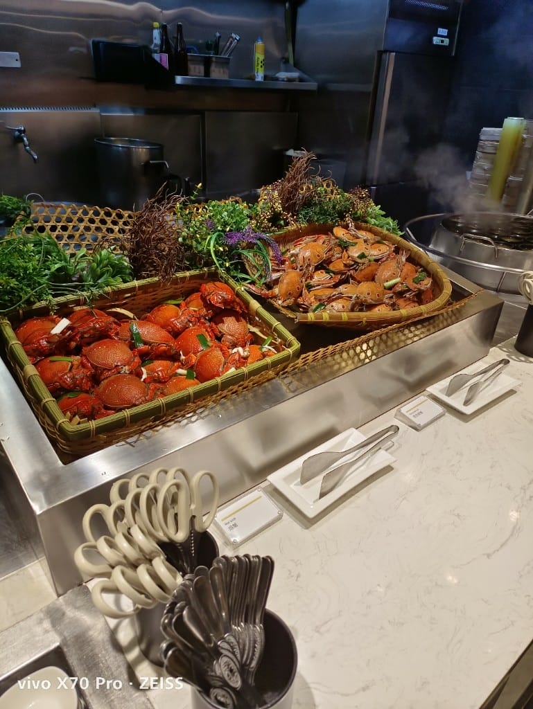 【台北吃到飽】艾美寒舍探索廚房午餐，龍蝦主題續攤😆