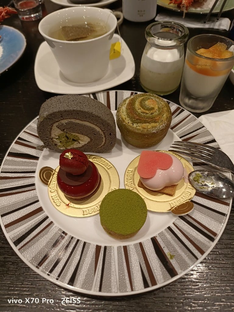 【台北吃到飽】艾美寒舍探索廚房午餐，龍蝦主題續攤😆