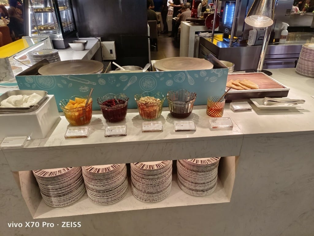 【台北吃到飽】艾美寒舍探索廚房午餐，龍蝦主題續攤😆