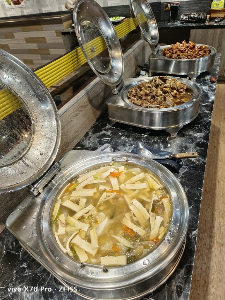 【新莊美食】輔大牛排百匯，兩人同行一人半價只要$240起吃到飽20220311