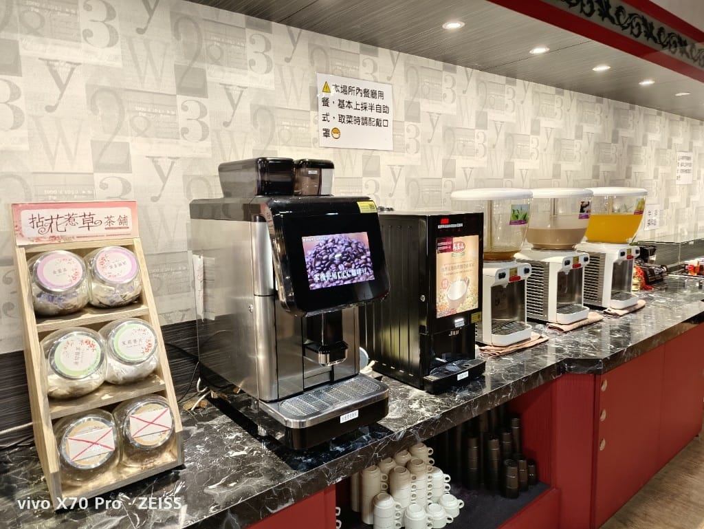 【新莊美食】輔大牛排百匯，兩人同行一人半價只要$240起吃到飽20220311