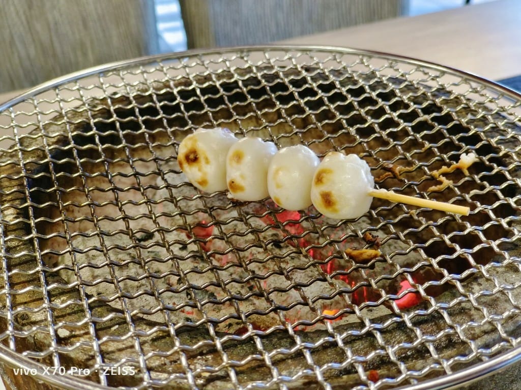 【新莊美食】 なべNABE 那邊火鍋.燒烤，火烤兩吃只要$499起，還有店家自製的多款甜點吃到飽哦❤️