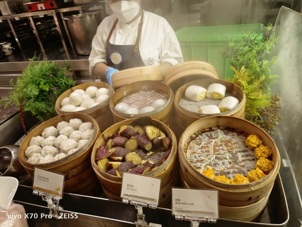 【台北吃到飽】喜來登12廚下午餐，龍蝦再度自由了！
