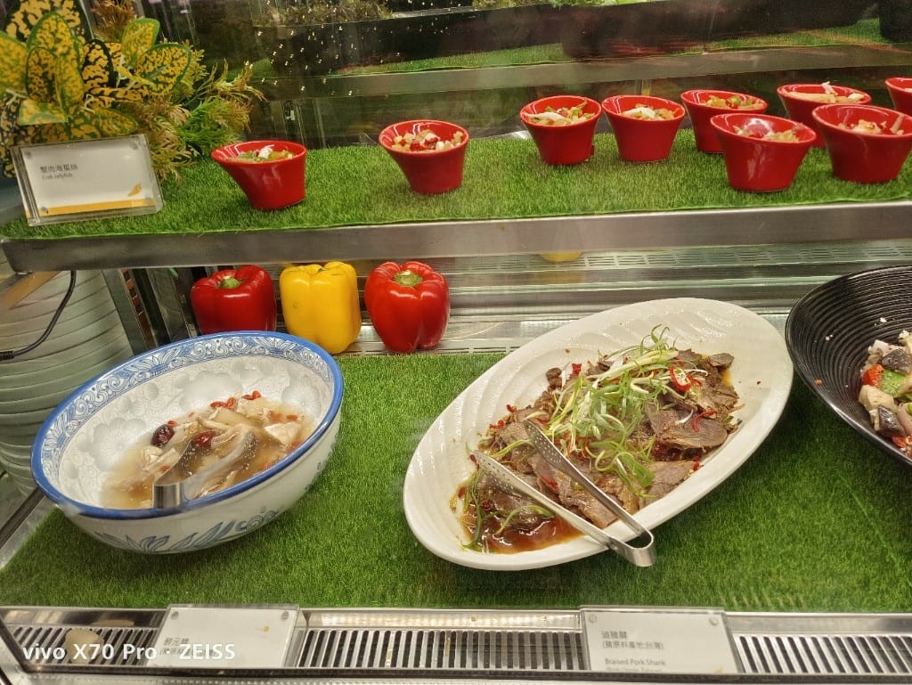 【台北吃到飽】喜來登12廚下午餐，龍蝦再度自由了！