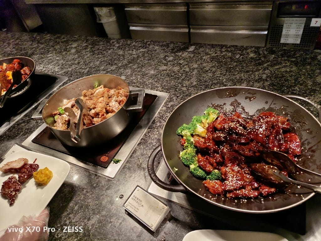 【台北吃到飽】喜來登12廚下午餐，龍蝦再度自由了！