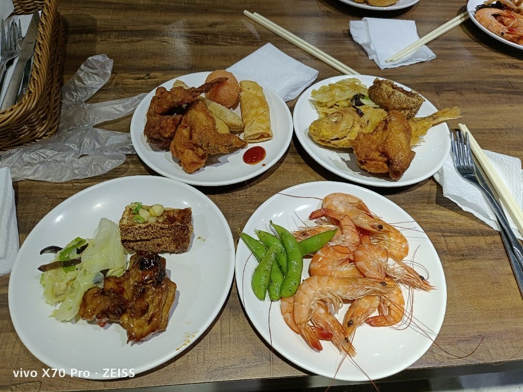 【中和吃到飽】我家牛排中和店4訪，水果超浮誇的自助吧只要299起吃到飽❤️