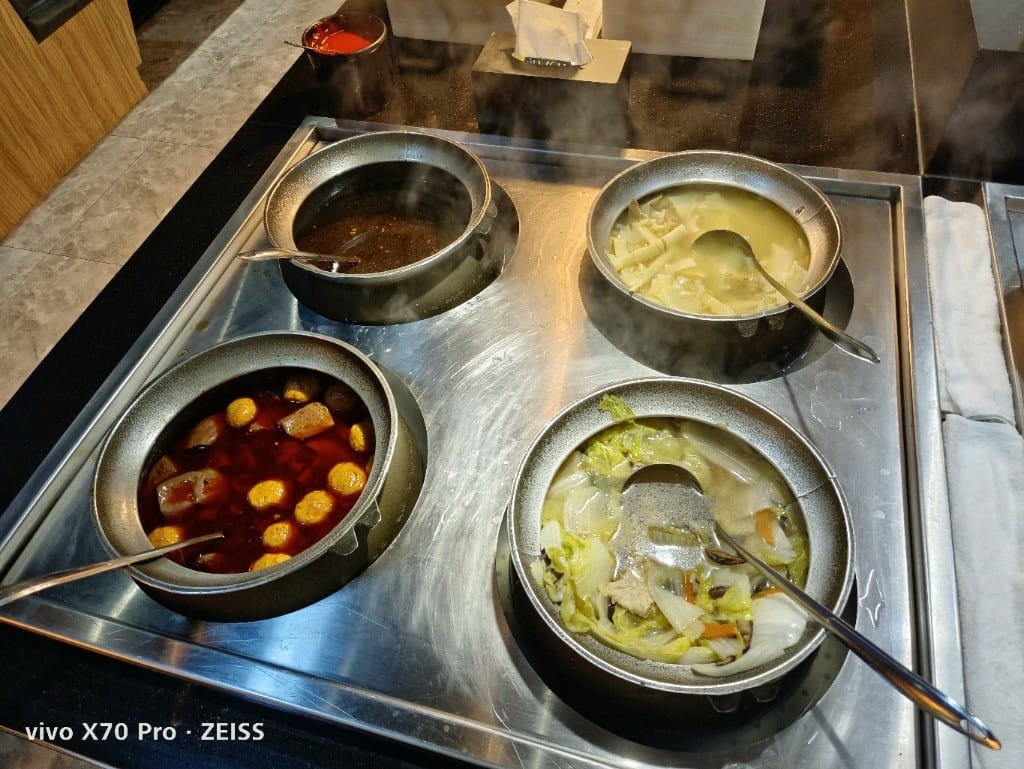 【中和吃到飽】我家牛排中和店4訪，水果超浮誇的自助吧只要299起吃到飽❤️
