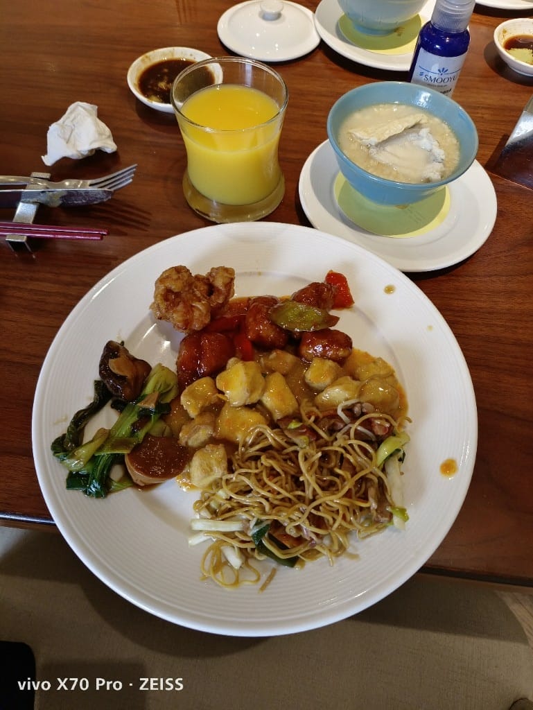 【台北美食】君悅凱菲屋午餐，餐點一樣有水準的飯店百匯