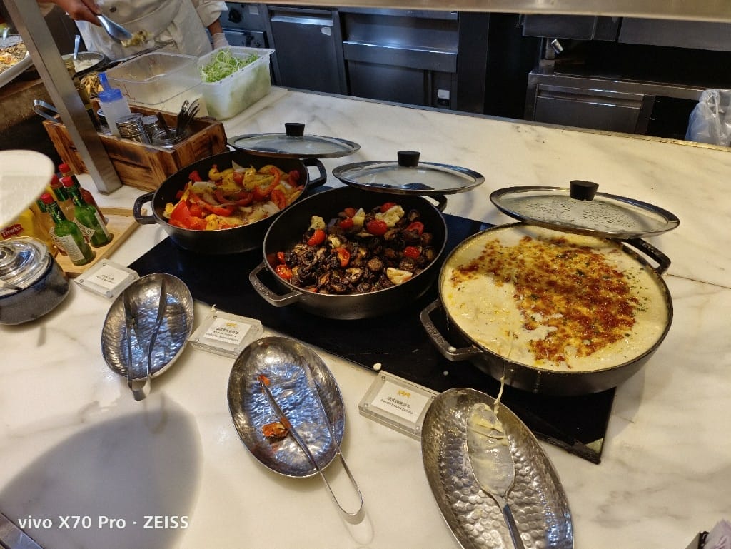 【台北美食】君悅凱菲屋午餐，餐點一樣有水準的飯店百匯