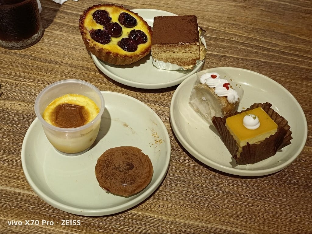 【新竹吃到飽】格林小鎮，CP值超高的甜點吃到飽👍