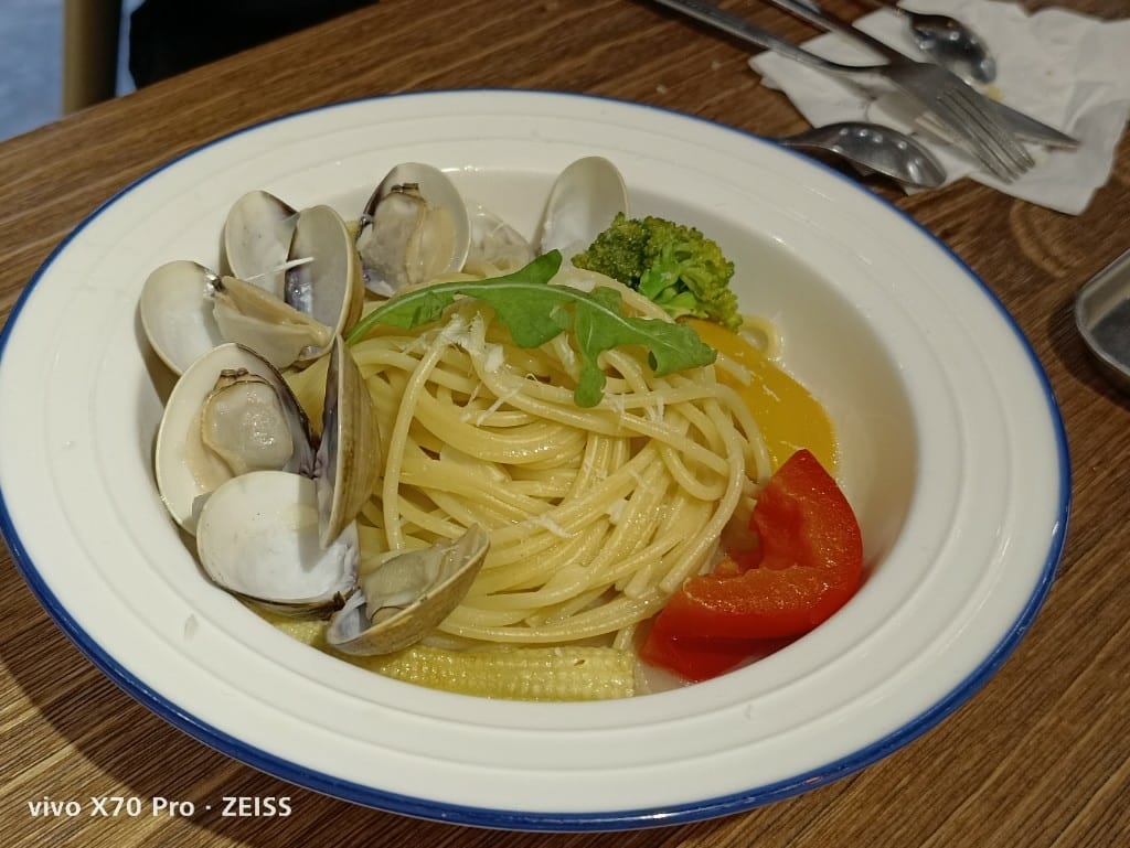 【新竹吃到飽】格林小鎮，CP值超高的甜點吃到飽👍