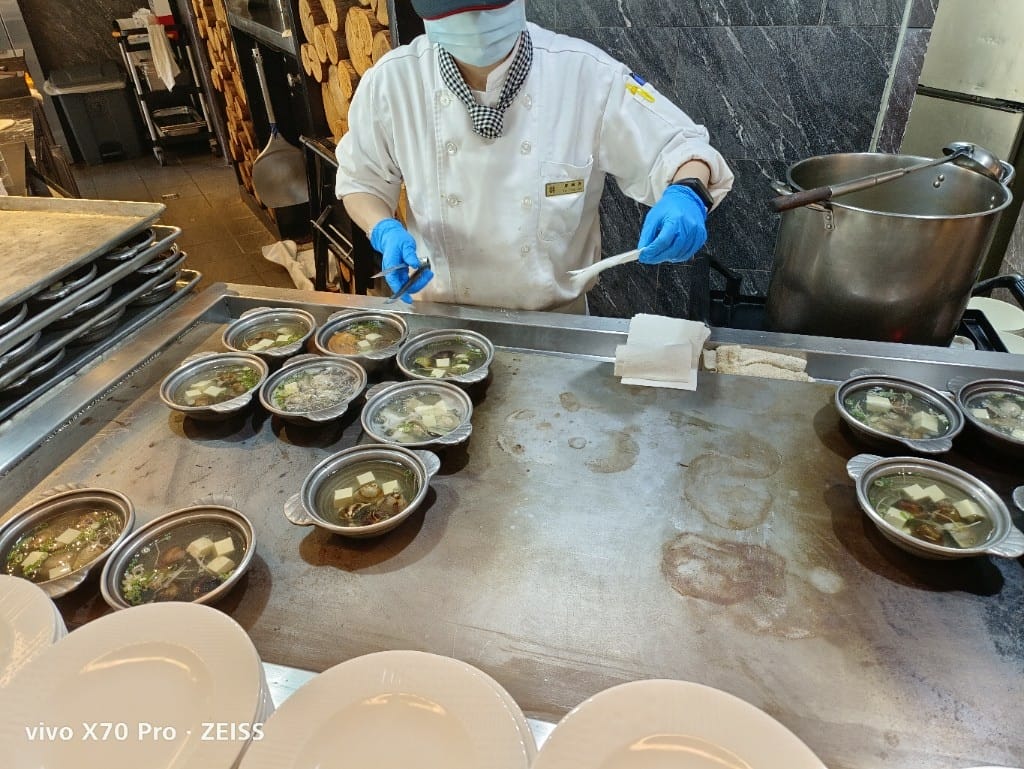 【台北吃到飽】漢來海港城，下午茶還有鮭生，美味且最超值的百匯👍👍👍
