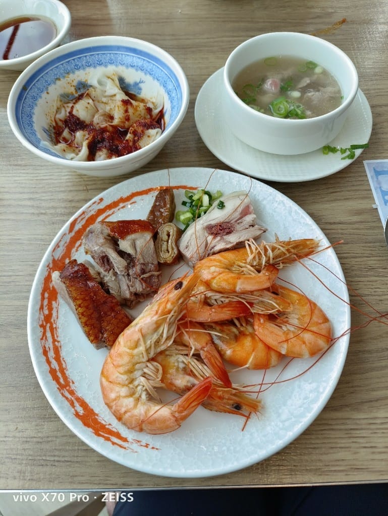 【台北吃到飽】漢來海港城，下午茶還有鮭生，美味且最超值的百匯👍👍👍