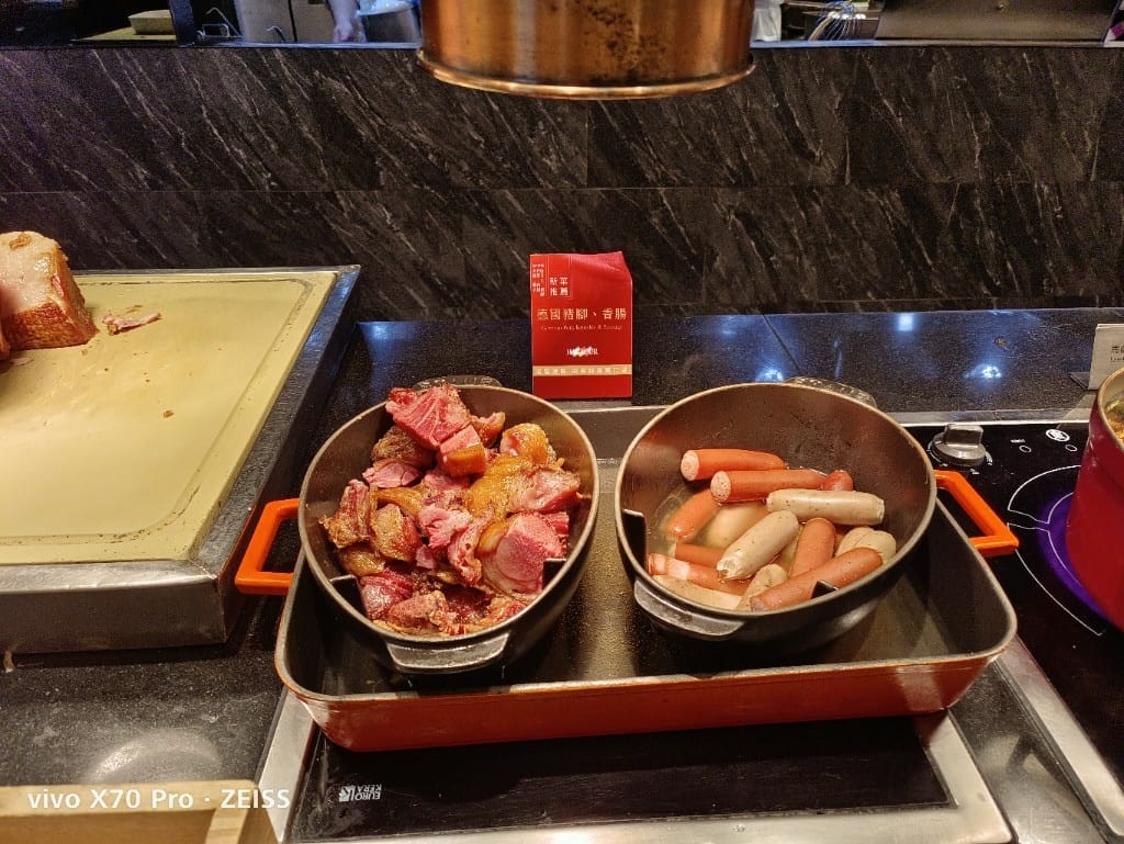 【台北吃到飽】漢來海港城，下午茶還有鮭生，美味且最超值的百匯👍👍👍