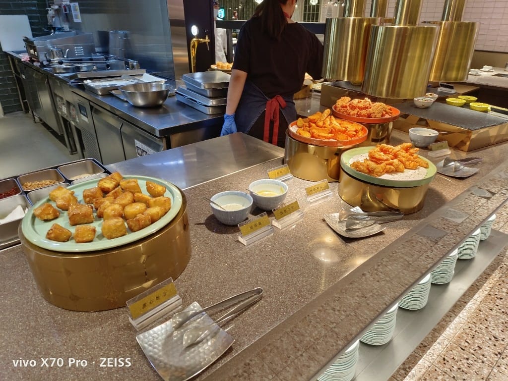 【板橋吃到飽】小福利火鍋會所，食材超棒，躍升為個人麻辣鍋首選❤️