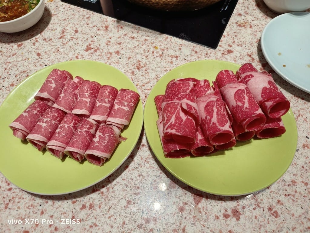 【板橋吃到飽】小福利火鍋會所，食材超棒，躍升為個人麻辣鍋首選❤️