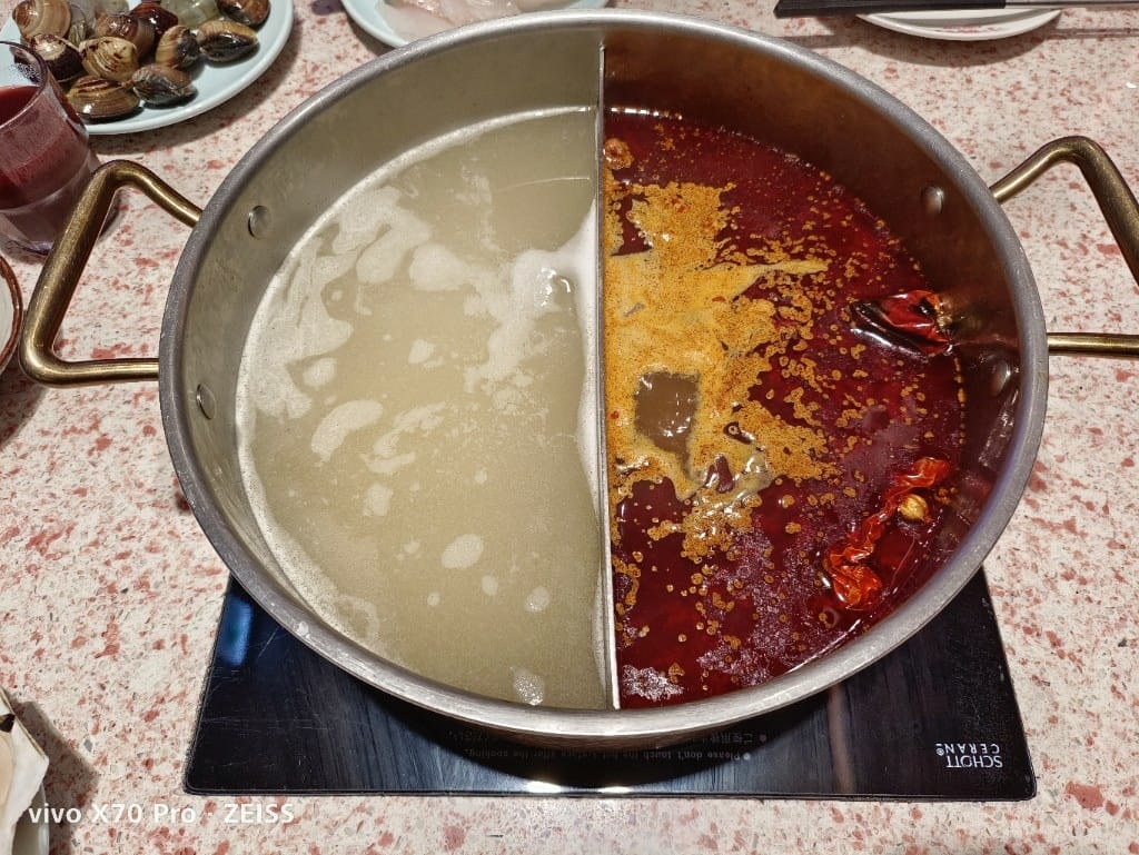 【板橋吃到飽】小福利火鍋會所，食材超棒，躍升為個人麻辣鍋首選❤️