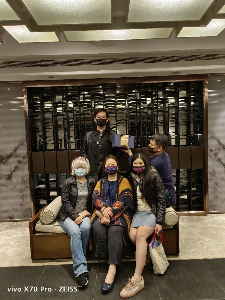 【台北美食】六福萬怡粵亮廣式餐廳，神仙乾坤燒鵝一鵝四吃，沒訂吃不到哦！
